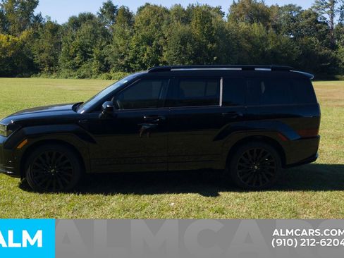 Used 2025 Hyundai Santa Fe Calligraphy image 12