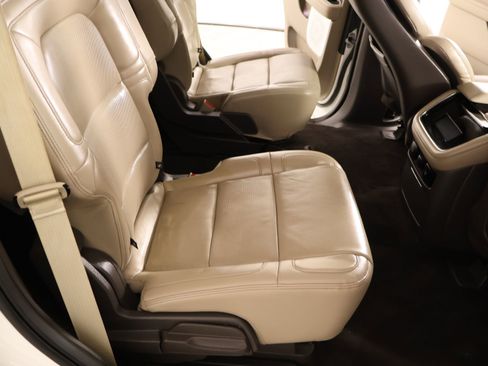 Used 2024 Lincoln Navigator Reserve AWD/4WD image 16