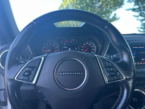 Used 2023 Chevrolet Camaro LT image 27