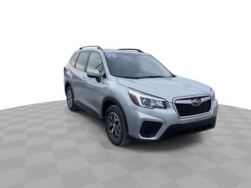 Used 2020 Subaru Forester Premium image 4