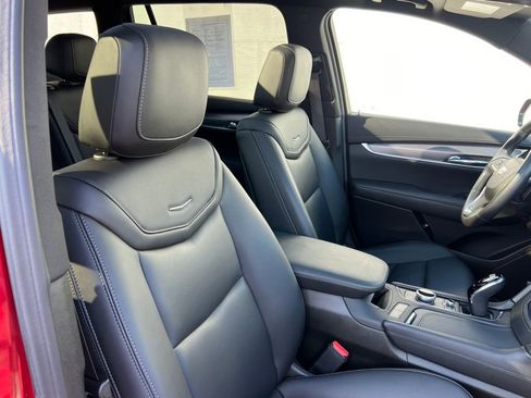 Certified 2023 Cadillac XT6 Luxury image 27