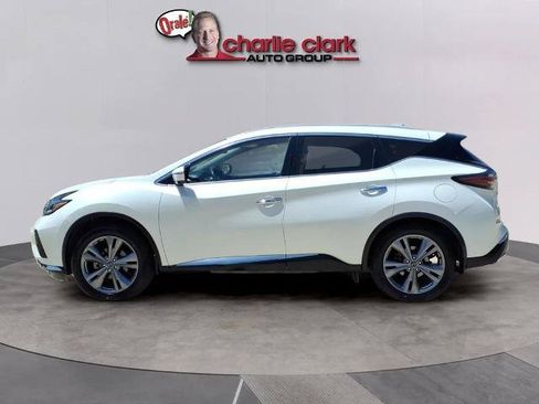 Certified 2023 Nissan Murano Platinum w/ Cargo Package FWD image 2