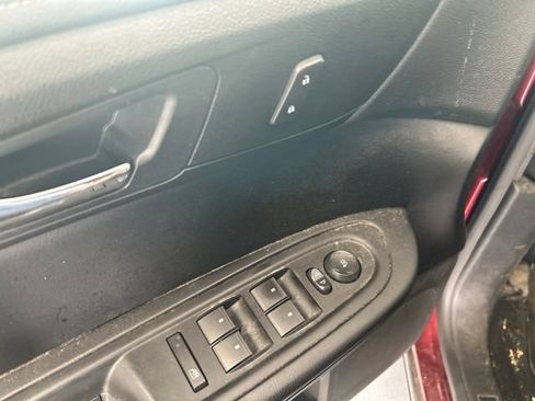 Used 2017 Chevrolet Traverse LT w/ Style and Technology Package FWD image 10