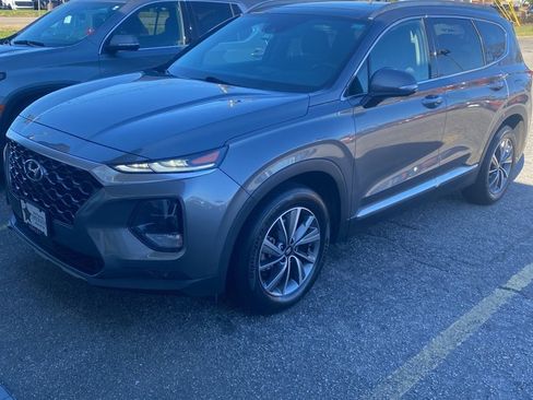 Used 2019 Hyundai Santa Fe AWD image 1