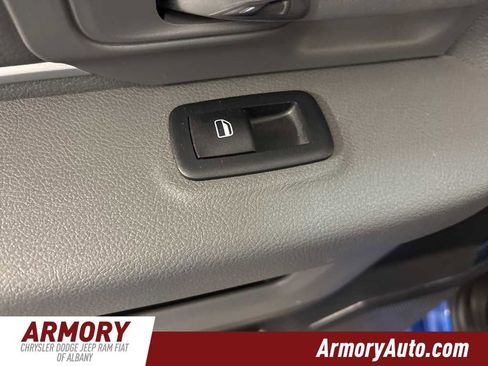 Used 2018 RAM 1500 Big Horn image 25