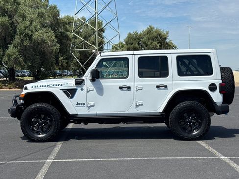Used 2023 Jeep Wrangler Unlimited Rubicon 4xe AWD/4WD image 7