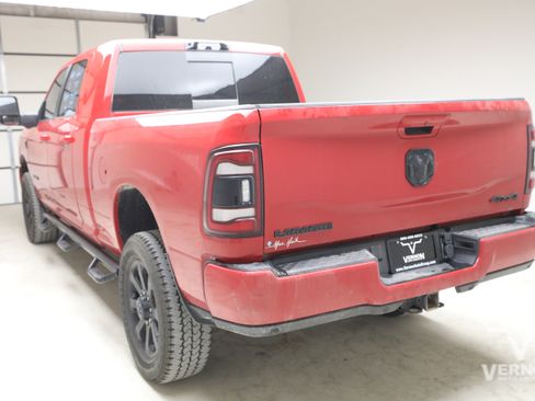 Used 2023 RAM 2500 Laramie AWD/4WD image 2