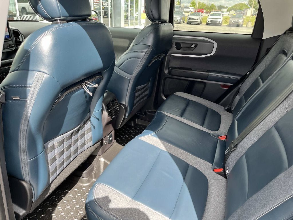 Used 2022 Ford Bronco Sport Outer Banks w/ Tech Package AWD/4WD image 17