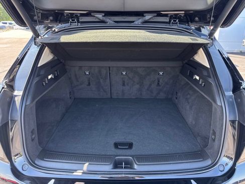 Used 2023 Buick Envision Avenir AWD/4WD image 28