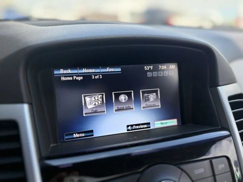 Used 2015 Chevrolet Cruze LT w/ Sun, Sound and Sport Package image 22