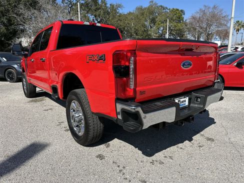 Used 2025 Ford F250 Lariat w/ Lariat Ultimate Package image 4