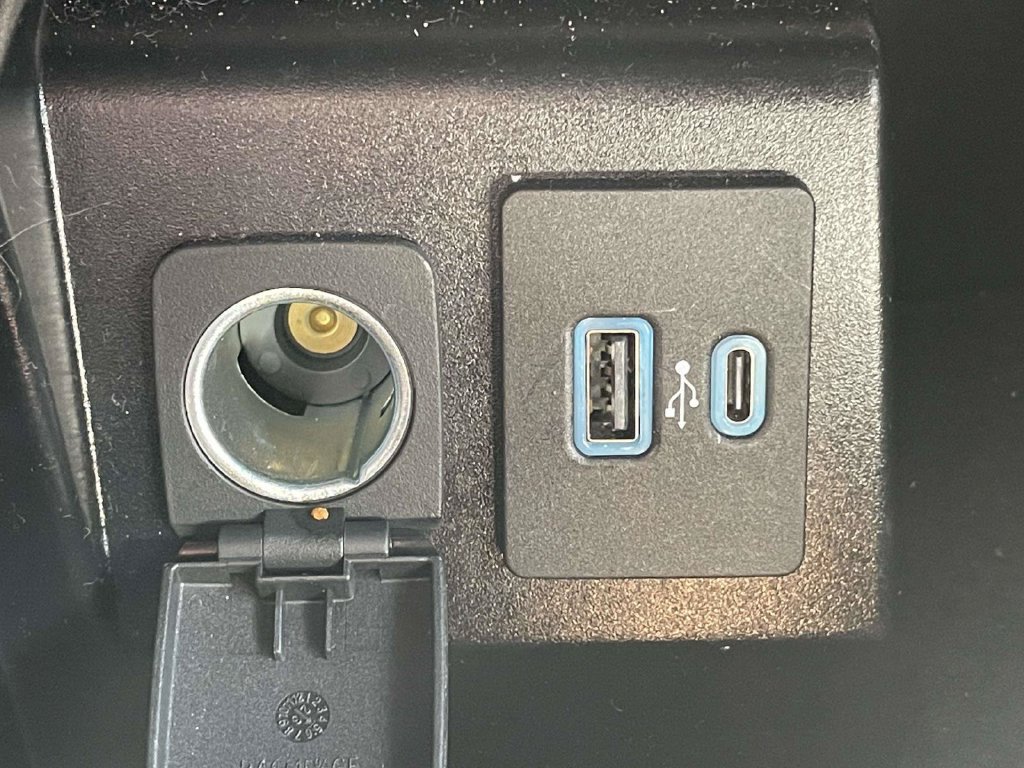 Certified 2023 Ford Explorer XLT RWD image 22