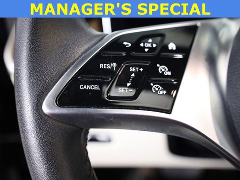 Certified 2024 Mercedes-Benz GLC 300 4MATIC image 9