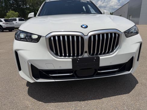 Used 2026 BMW X5 sDrive40i RWD image 23
