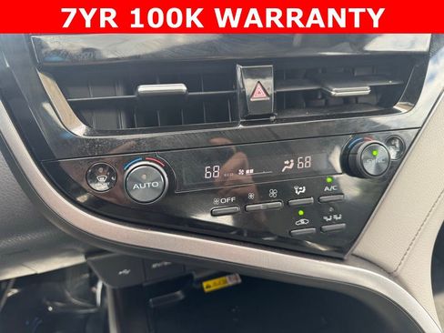 Used 2024 Toyota Camry XLE w/ Navigation Package FWD image 17