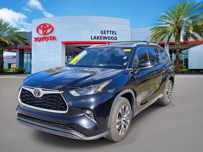Used 2022 Toyota Highlander XLE