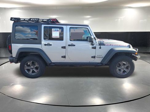 Used 2017 Jeep Wrangler Unlimited Rubicon AWD/4WD image 4