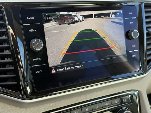 Used 2022 Volkswagen Atlas SEL image 25