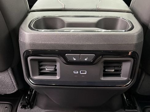 Used 2026 GMC Sierra 2500 AT4X w/ LPO, Black Badging Package AWD/4WD image 39