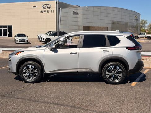 Certified 2023 Nissan Rogue SV w/ SV Premium B Package FWD image 3