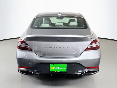 Used 2025 Genesis G70 2.5T RWD image 8