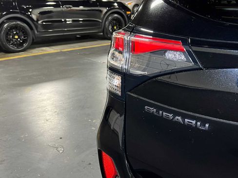 Used 2025 Subaru Forester Premium image 15