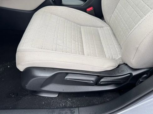 Used 2024 Honda HR-V LX image 11