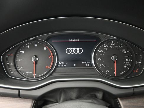 Used 2023 Audi Q5 2.0T Premium w/ Convenience Package image 13