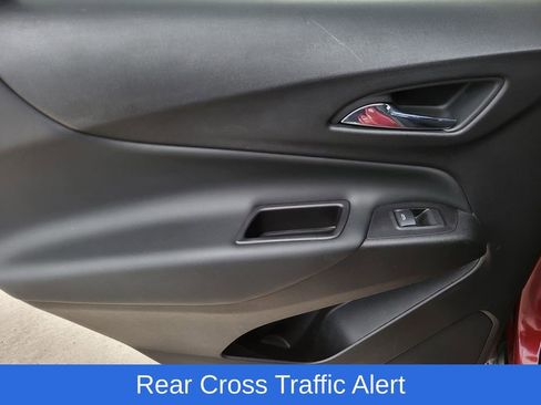 Used 2020 Chevrolet Equinox LT image 14