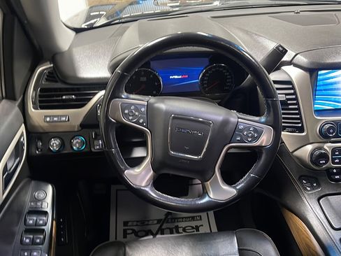 Used 2019 GMC Yukon Denali w/ Denali Ultimate Package AWD/4WD image 3