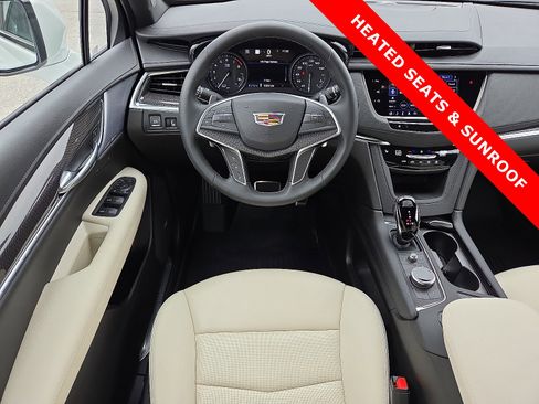Used 2025 Cadillac XT5 Sportv w/ Technology Package image 11