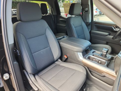 Used 2023 Chevrolet Silverado 1500 RST AWD/4WD image 39