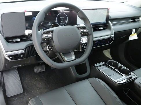 New 2026 Hyundai Ioniq 5 SEL image 8