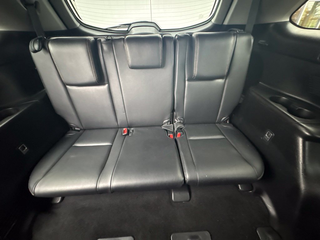 Used 2017 Toyota Highlander XLE AWD/4WD image 30