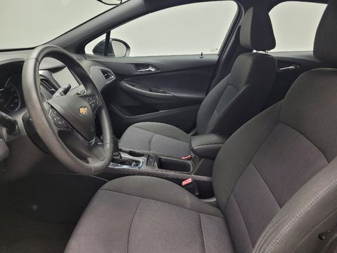 Used 2017 Chevrolet Cruze LT w/ Convenience Package FWD image 17