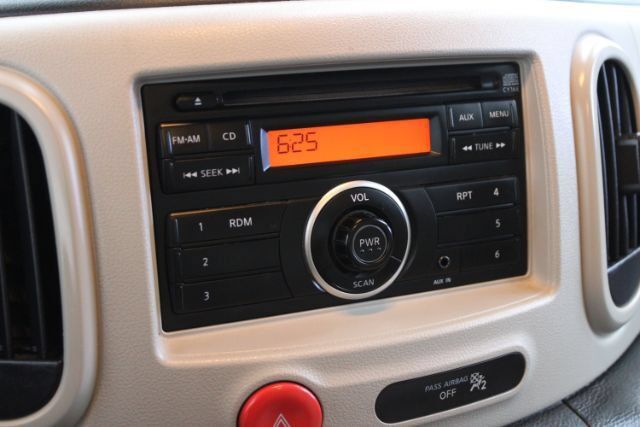 Used 2009 Nissan Cube 1.8 S w/ Interior Designer Pkg FWD image 15