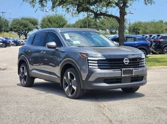 New 2025 Nissan Kicks SR video 2