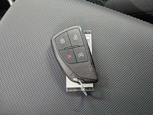 New 2026 Chevrolet Equinox LT w/ Safety and Technology Package FWD image 35