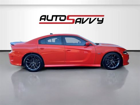Used 2022 Dodge Charger Scat Pack image 8