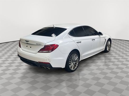 Used 2021 Genesis G70 2.0T image 3