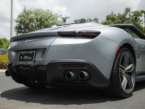 Certified 2024 Ferrari Roma Spider image 15