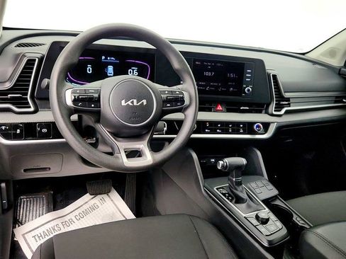 Used 2024 Kia Sportage LX FWD image 11
