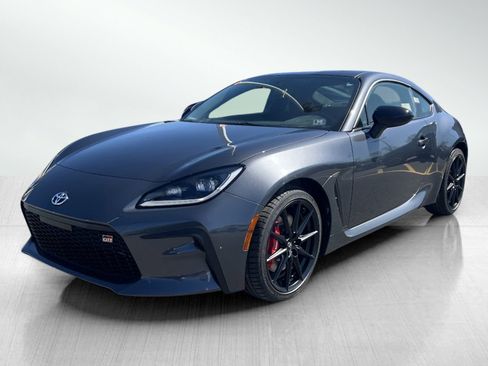 New 2025 Toyota GR86 Premium RWD image 3