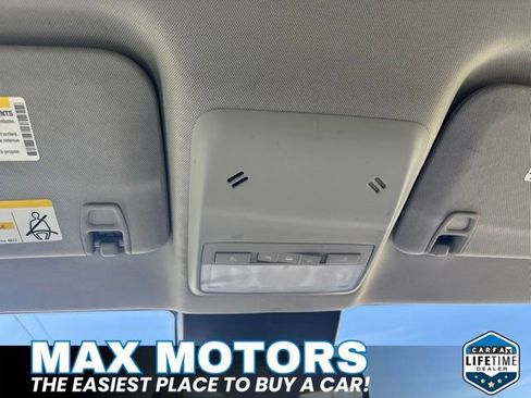 Used 2022 Chevrolet Trax LT w/ Driver Confidence Package AWD/4WD image 23