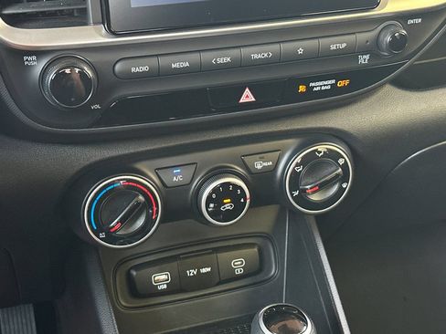 Certified 2026 Hyundai Venue SE FWD image 26