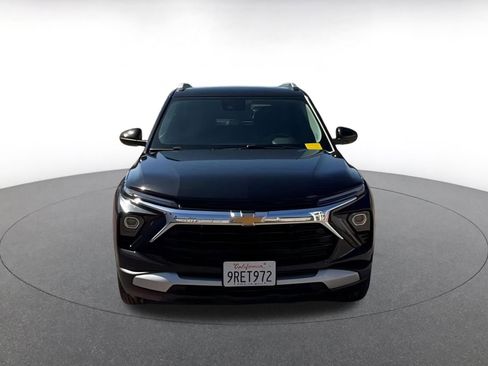 Used 2025 Chevrolet TrailBlazer LT image 4
