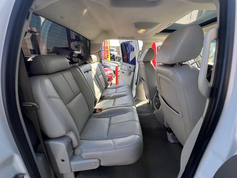 Used 2007 GMC Sierra 1500 SLT w/ Z71 Off-Road Package image 32