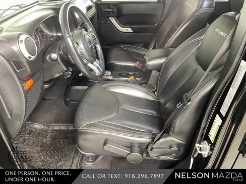Used 2017 Jeep Wrangler Unlimited Rubicon image 16