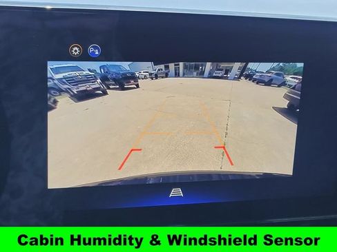 Used 2025 Chevrolet Equinox LT w/ Convenience Package II FWD image 17