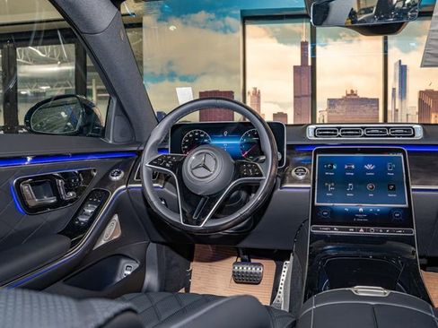 New 2026 Mercedes-Benz S 580 4MATIC Sedan image 16